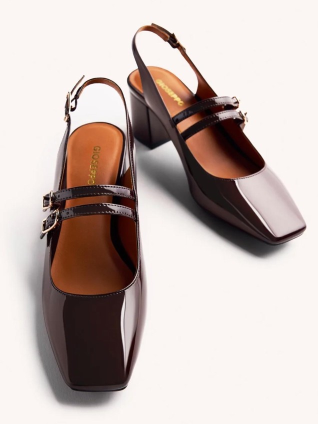 Sapatos Mary-Janes com Efeito Verniz