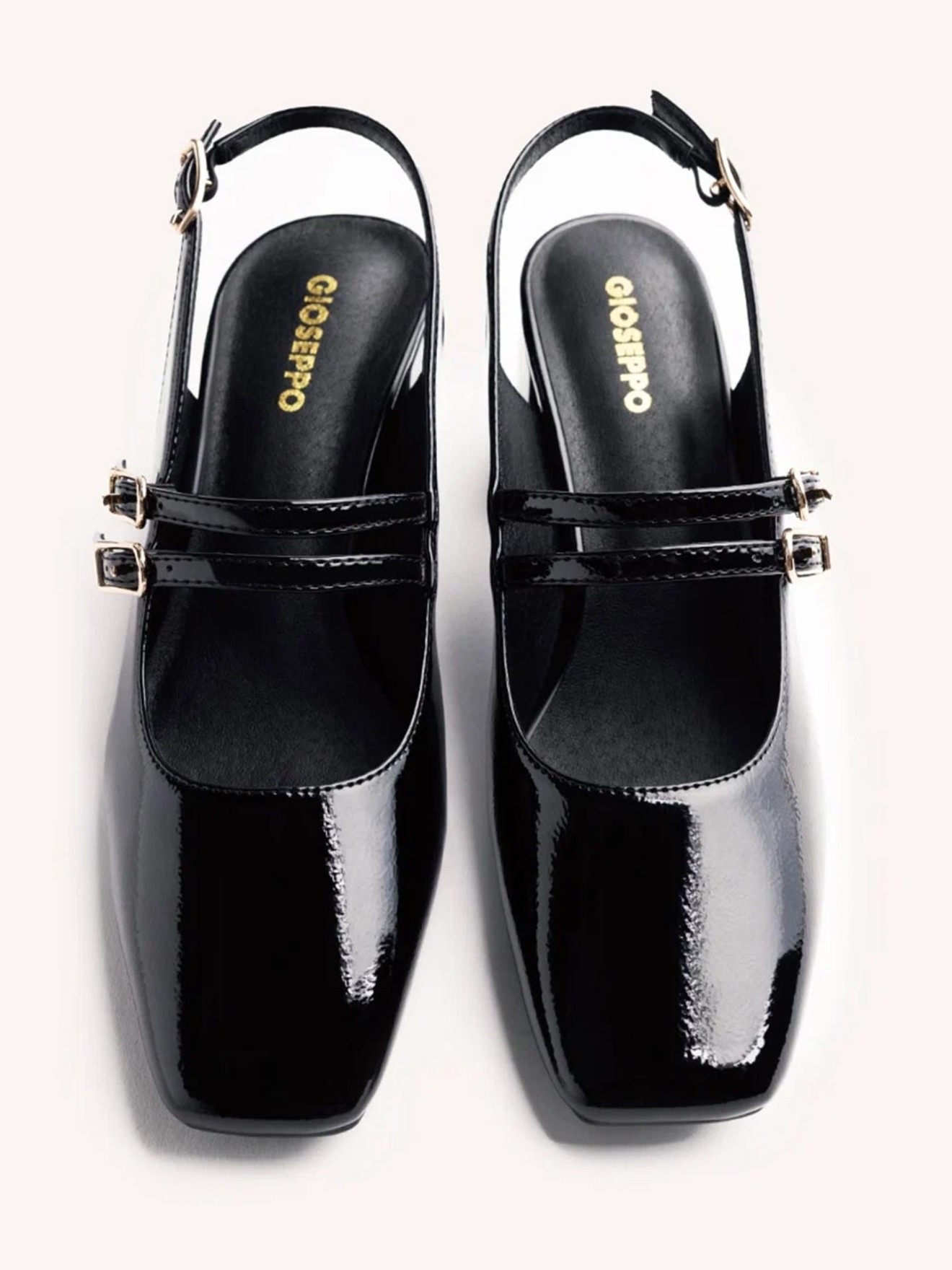 Sapatos Mary-Janes com Efeito Verniz