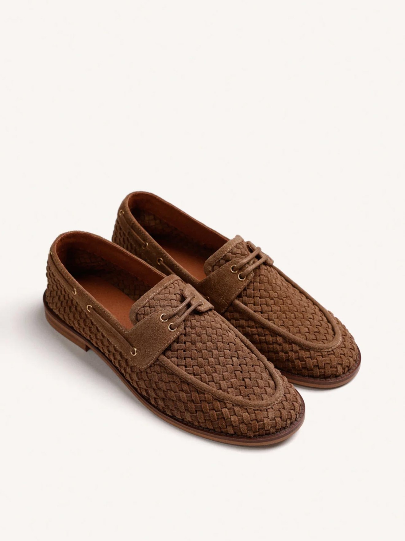 Mocassins Náuticos em Pele Trançada