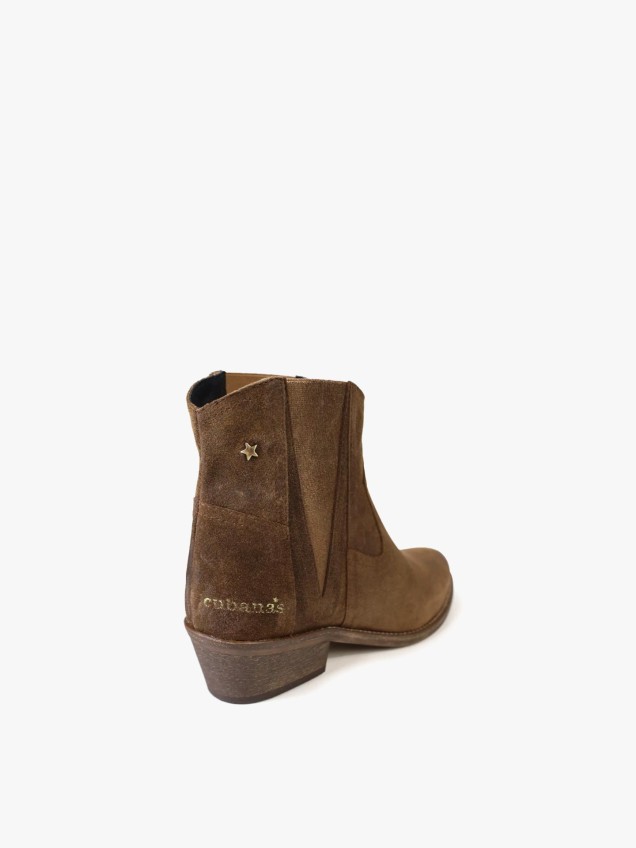 Bota com Salto em Bloco