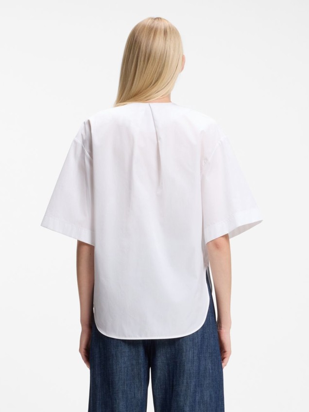 Camisa com Decote Redondo