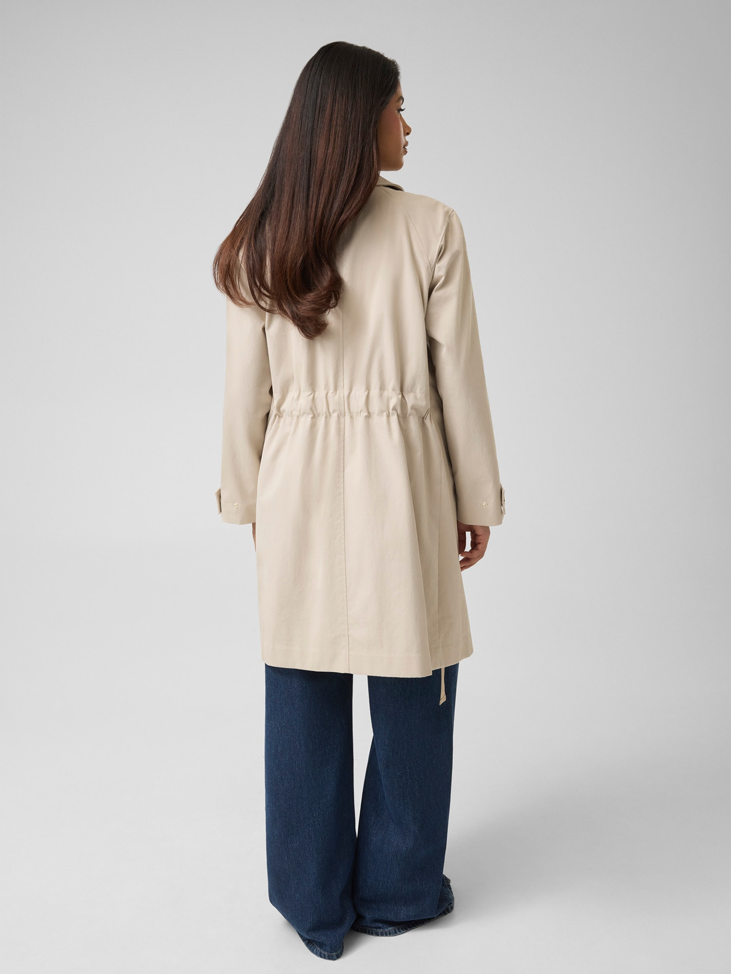 Gabardina com Bolsos de Fecho e Aba