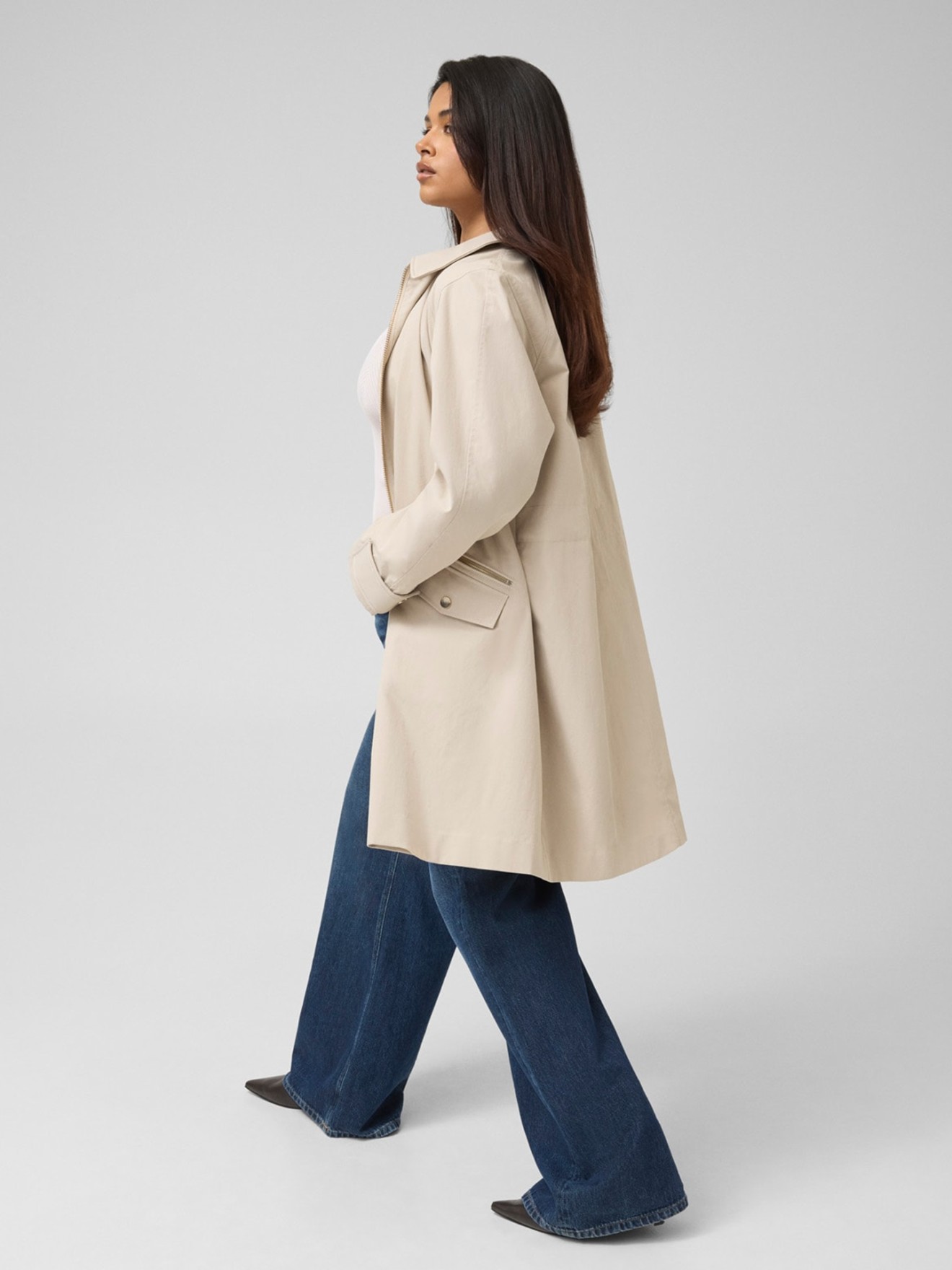 Gabardina com Bolsos de Fecho e Aba