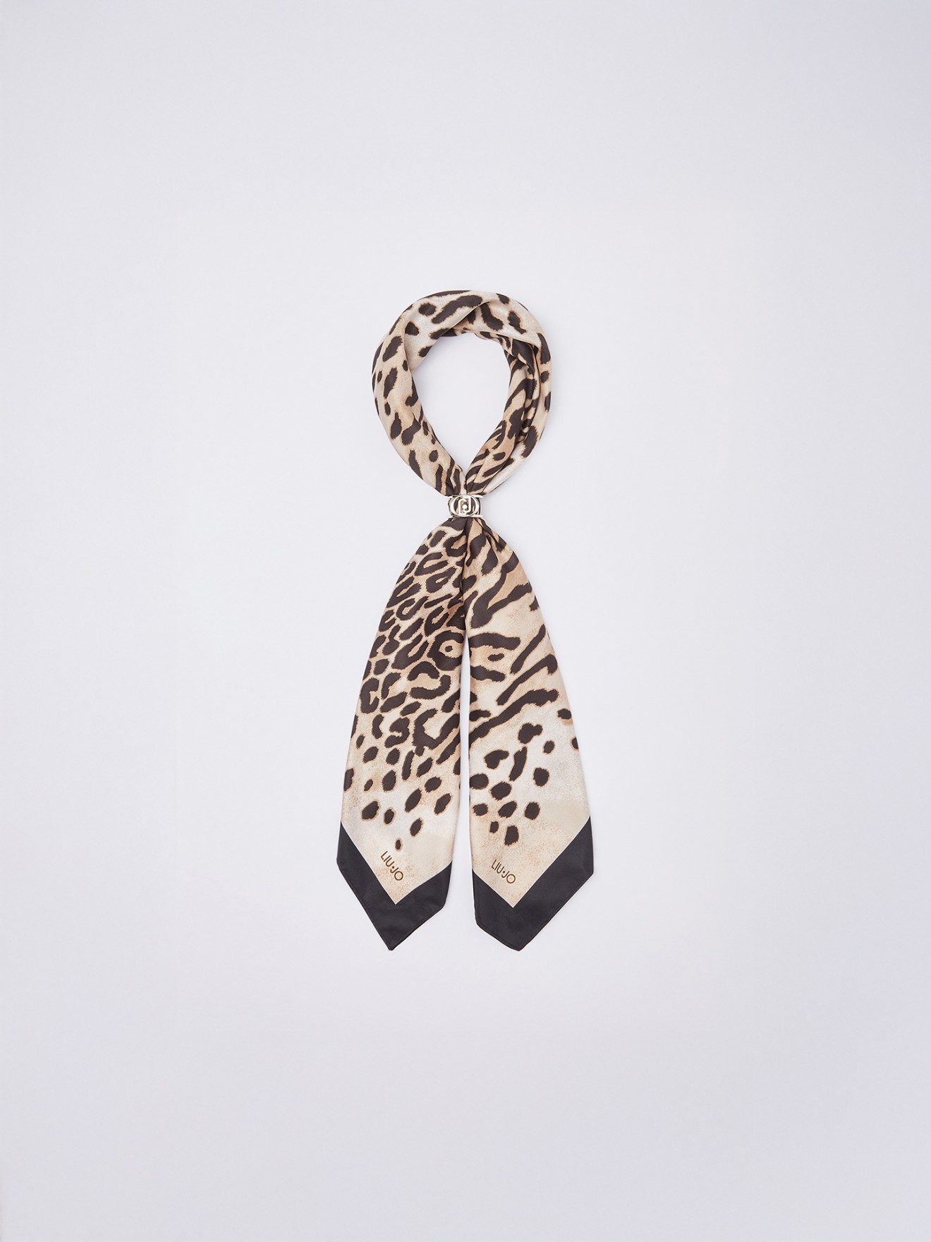 Lenço Quadrado com Animal Print