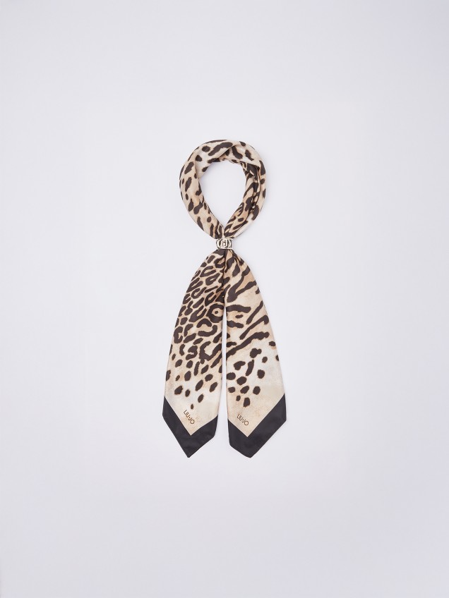 Lenço Quadrado com Animal Print