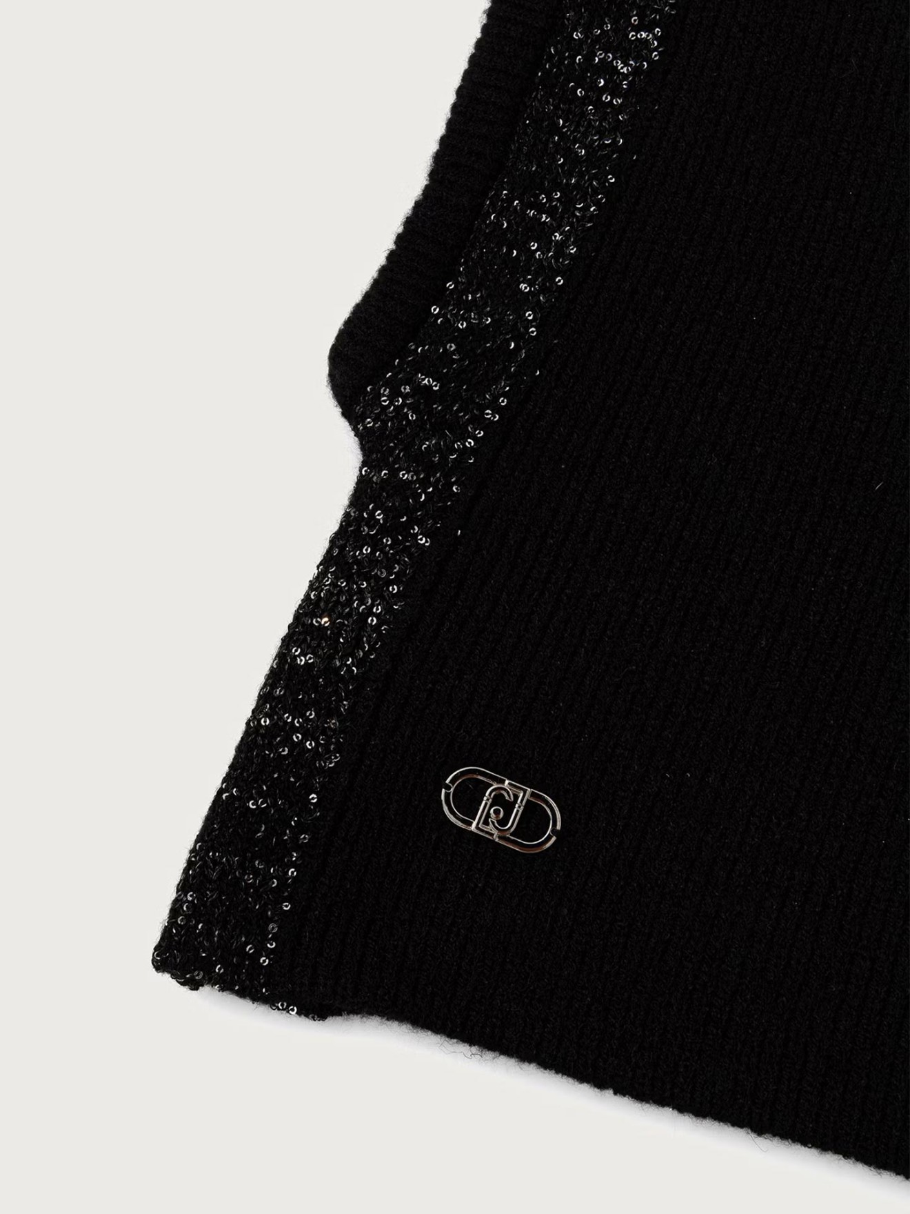 Balaclava em Malha com Lantejoulas
