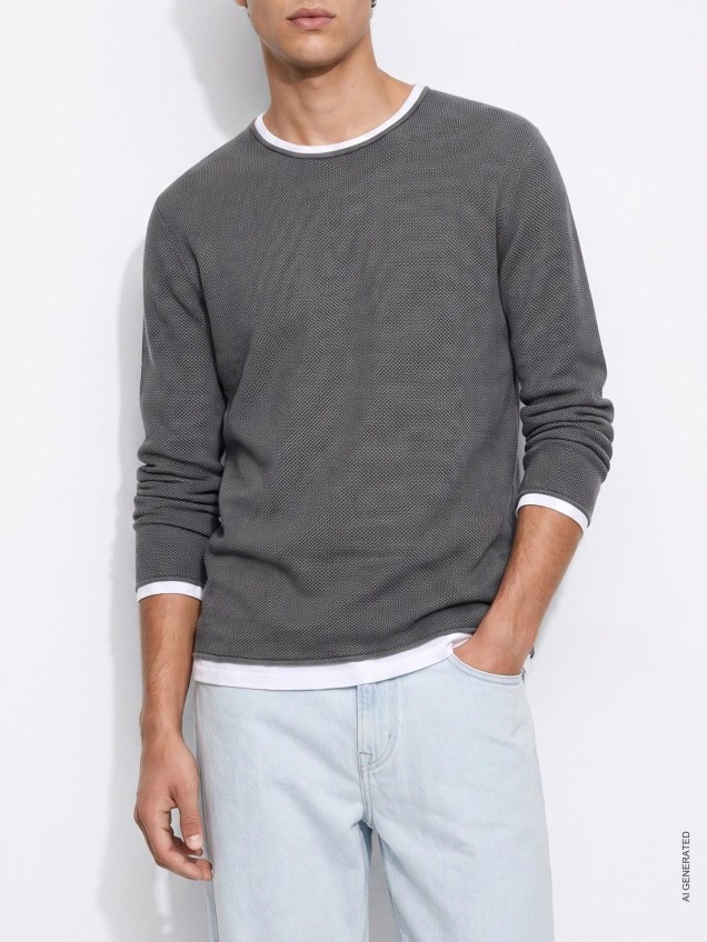 Camisola Slim Fit em Malha