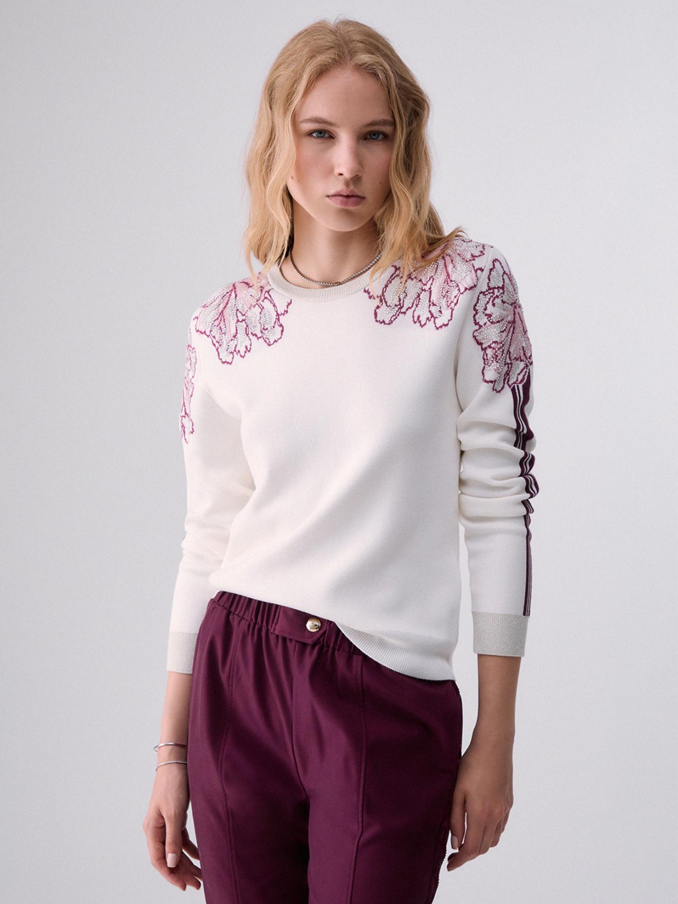 Camisola de Malha com Bordado