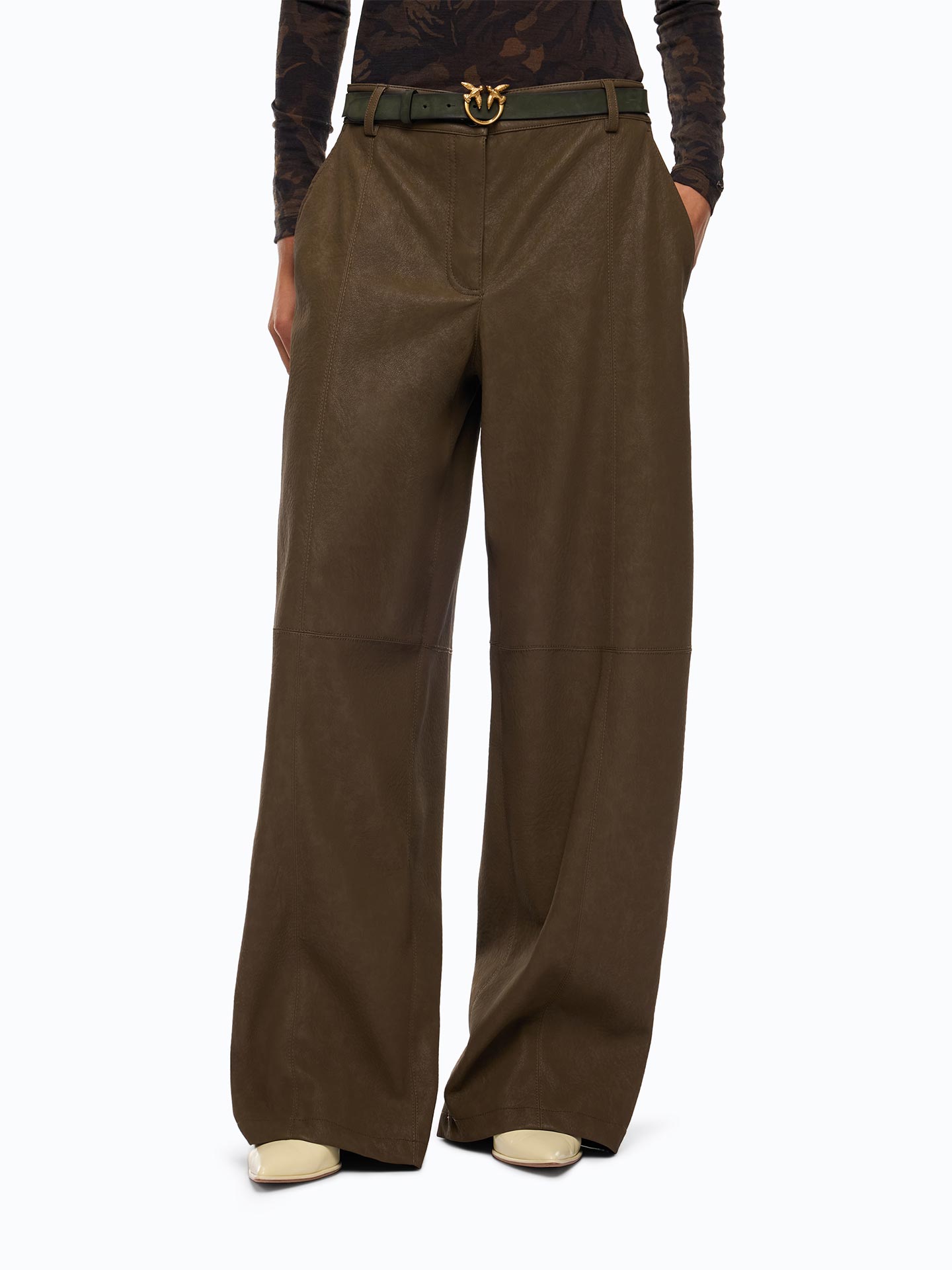 Calças Wide Leg com Efeito Pele Nubuck