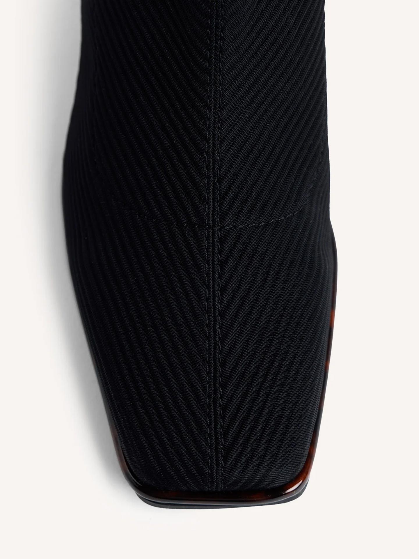 Botins Elásticos com Salto de Bloco