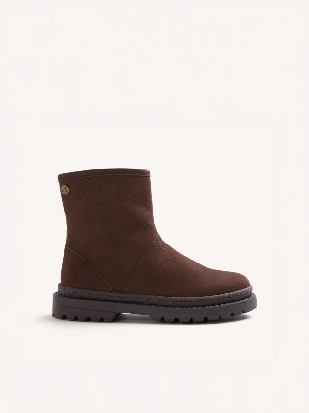 Botas em Couro com Fecho de Correr