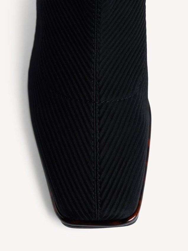Botins Elásticos com Salto de Bloco