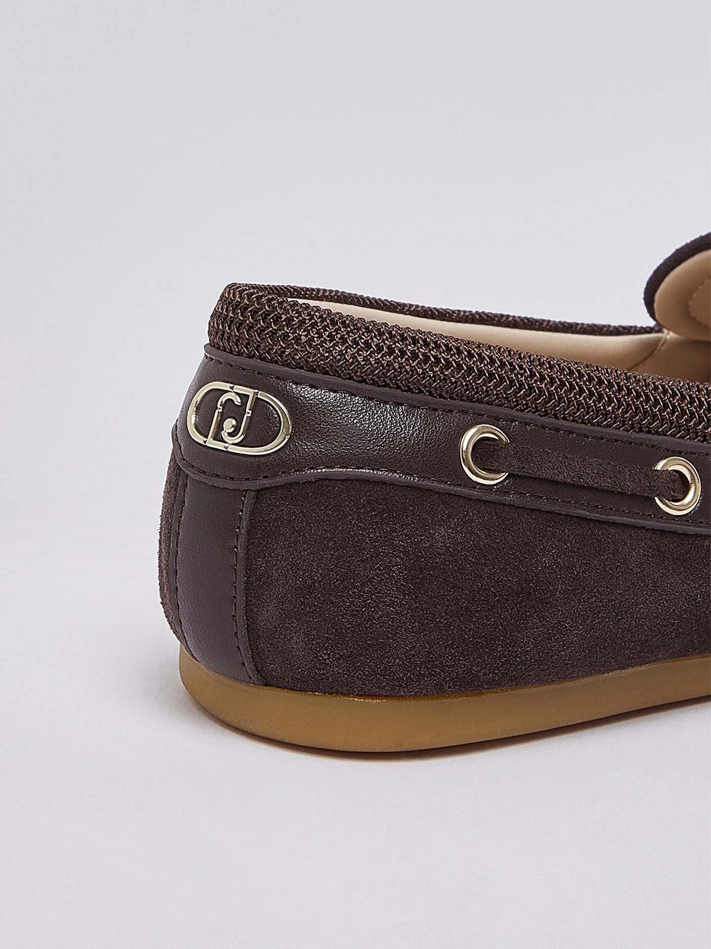 Loafers em Camurça com Borlas