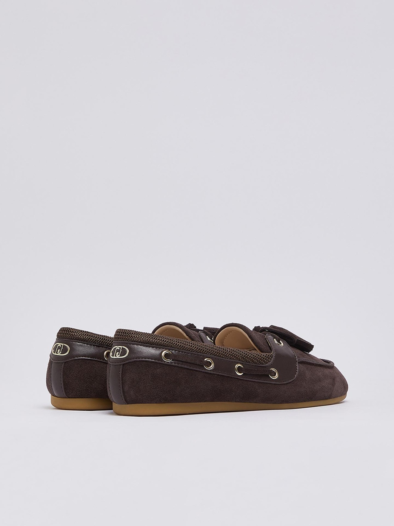 Loafers em Camurça com Borlas