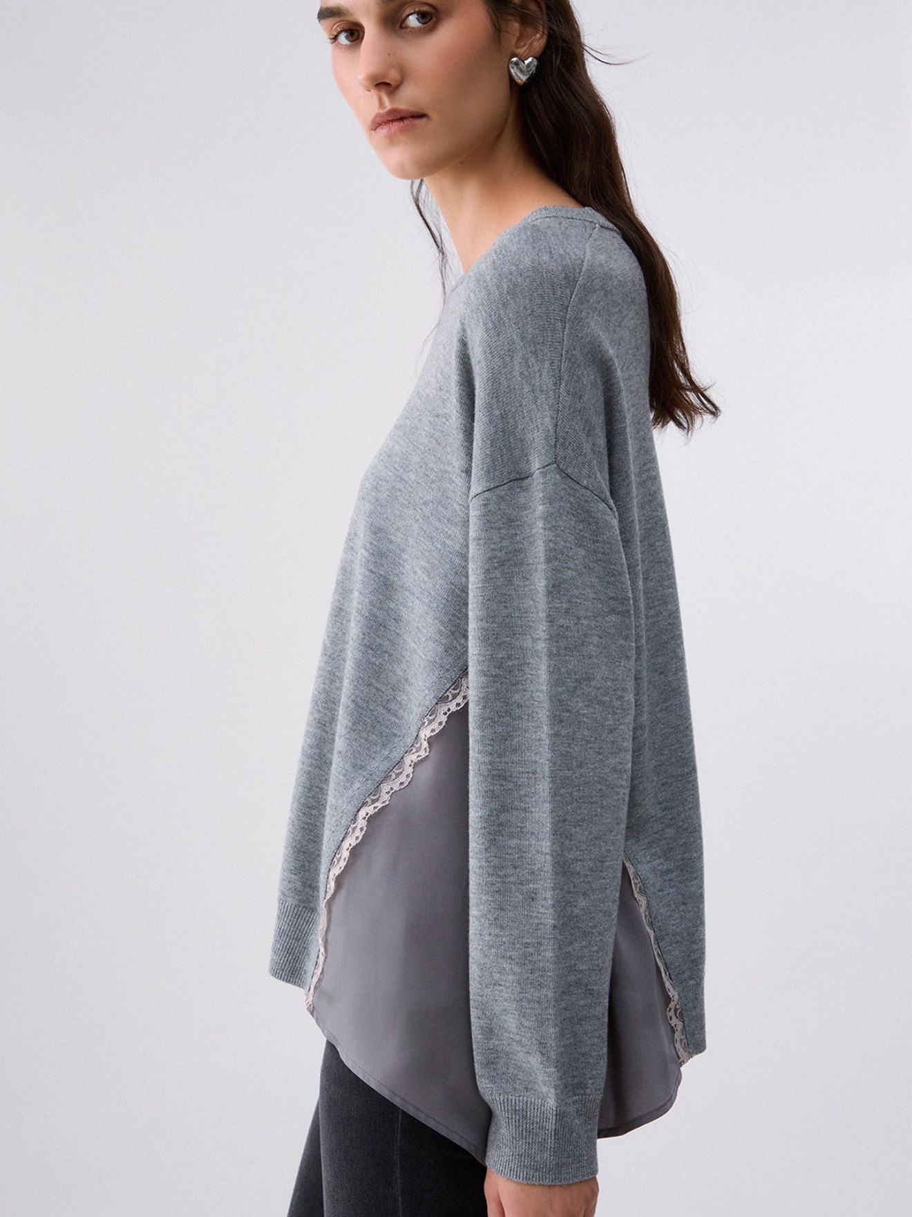 Camisola com Inser��es de Cetim
