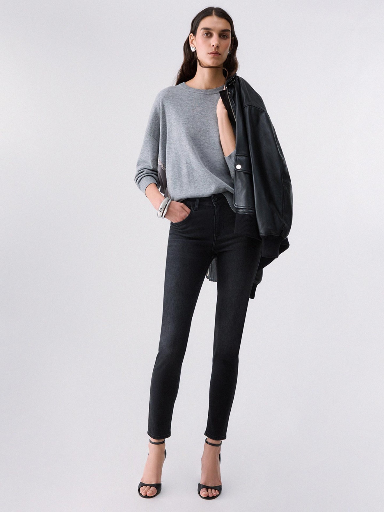 Camisola com Inser��es de Cetim