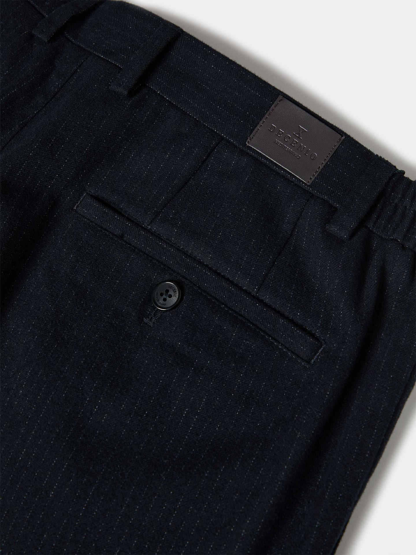 Calças Chino Tapered às Riscas