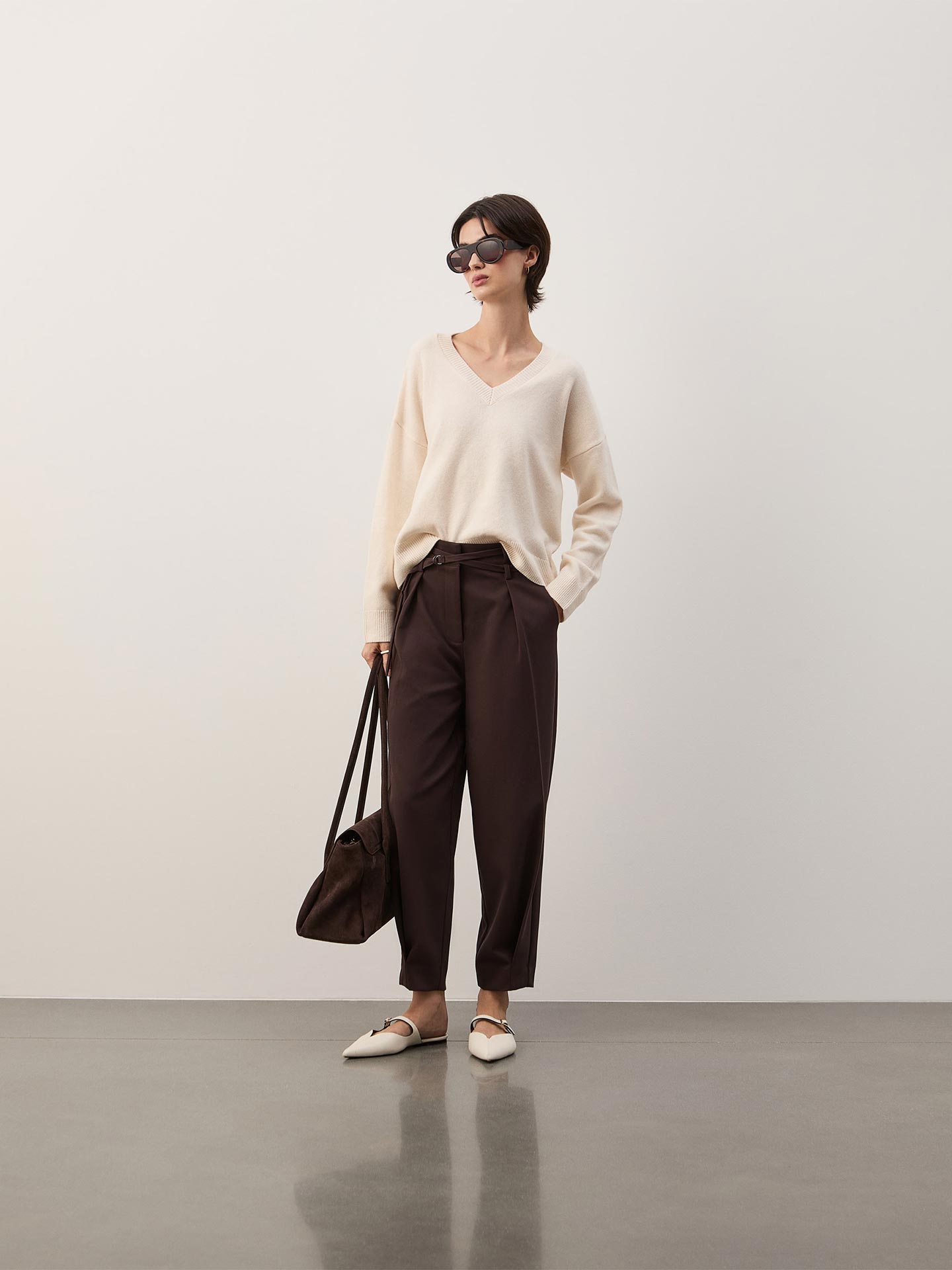 Camisola de Malha em Lã com Decote em V