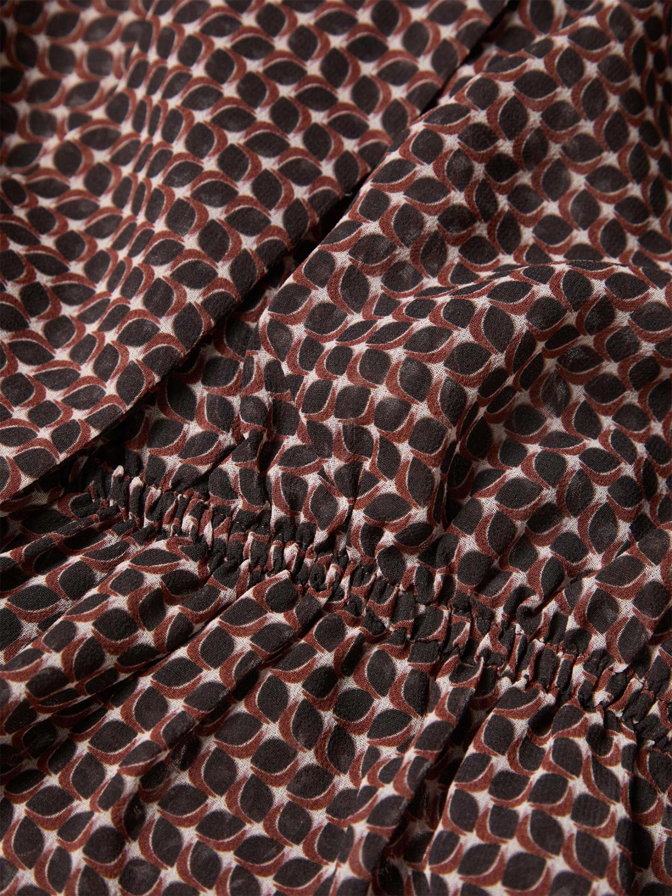 Blusa Fluida com Laçada
