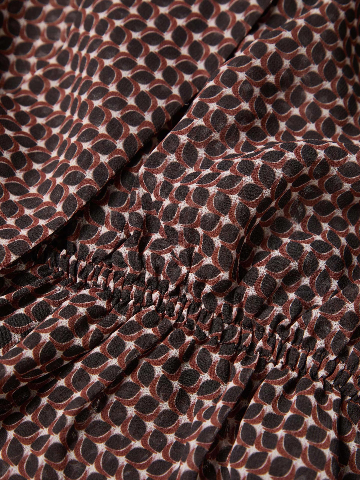 Blusa Fluida com Laçada