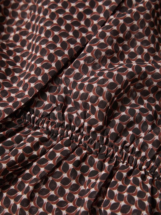 Blusa Fluida com Laçada