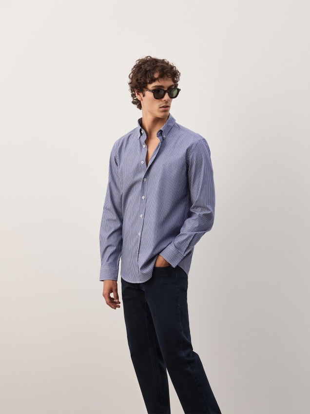 Camisa às Riscas Regular Fit
