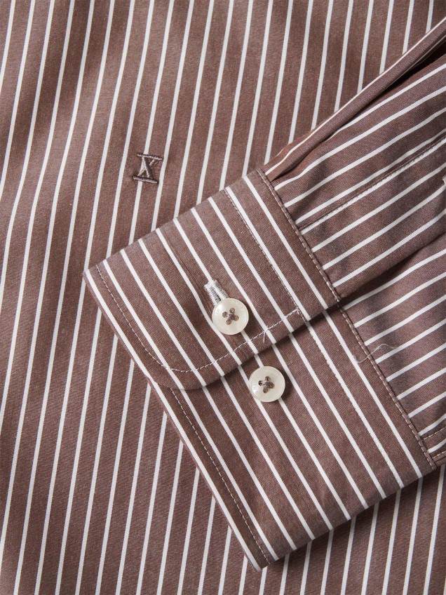 Camisa às Riscas Regular Fit