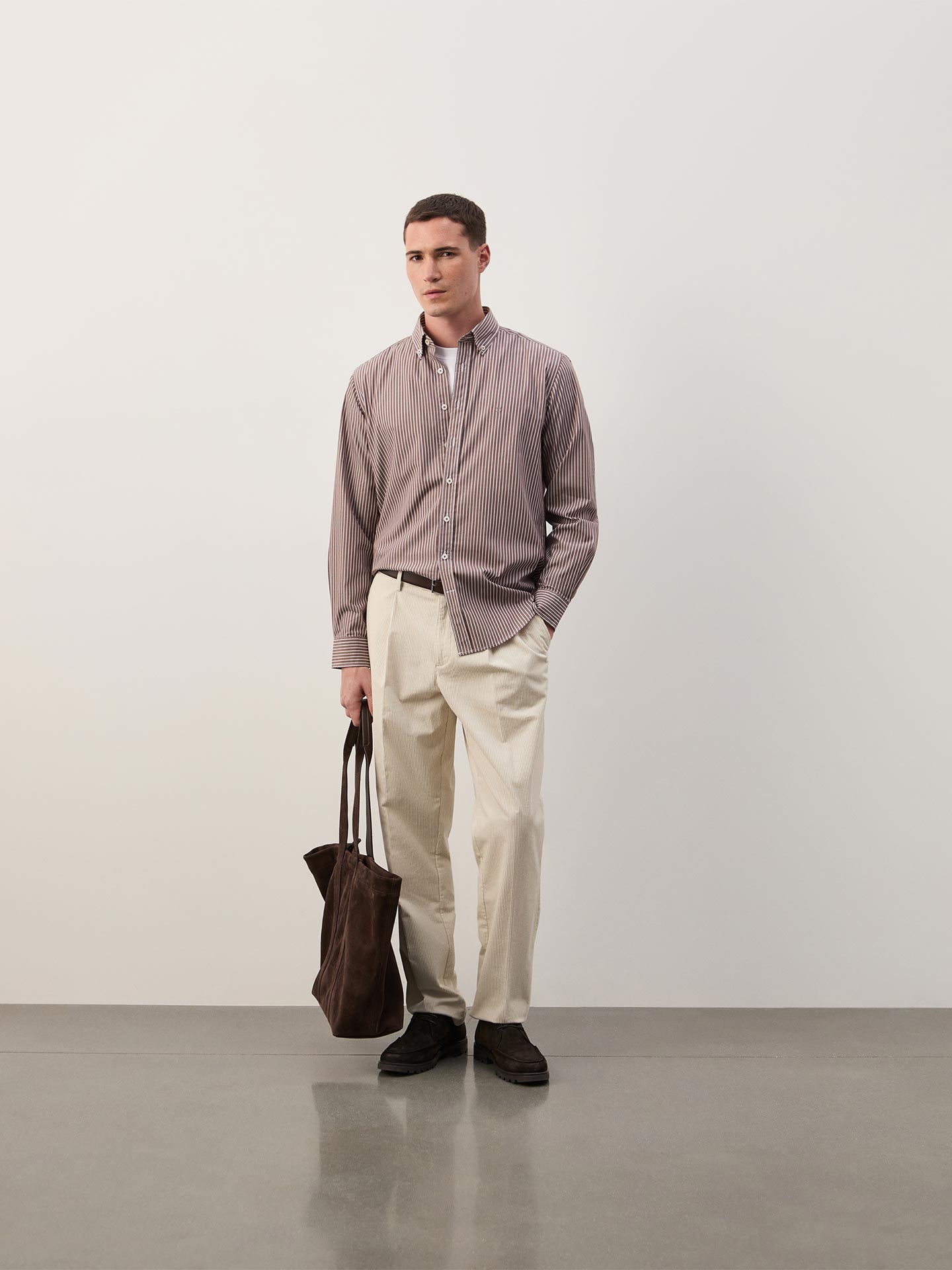 Camisa às Riscas Regular Fit