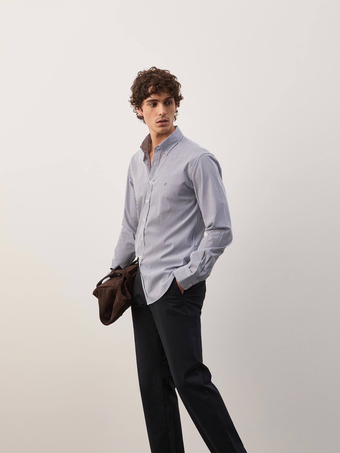 Camisa Slim Fit às Riscas