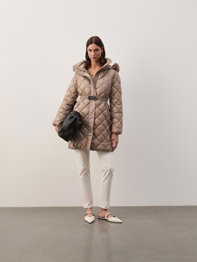 Parka Acolchoada com Capuz e Cinto