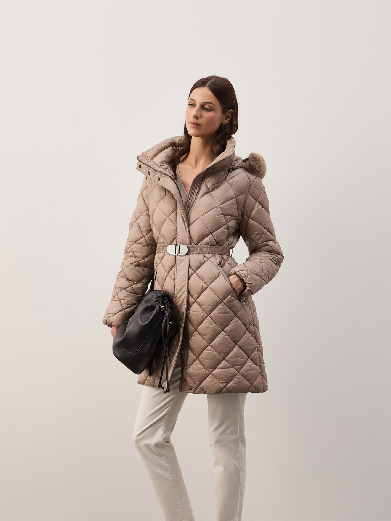 Parka Acolchoada com Capuz e Cinto