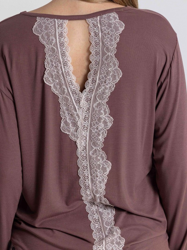 Pijama com Renda nas Costas