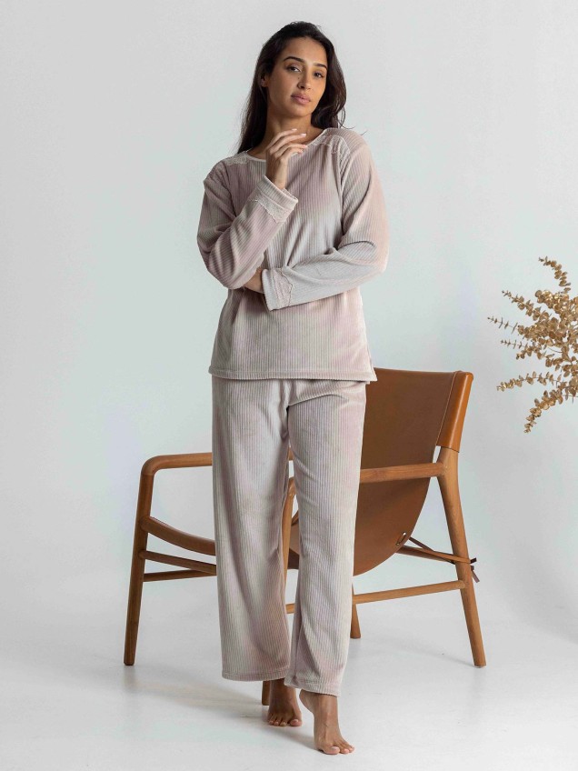 Pijama com Renda