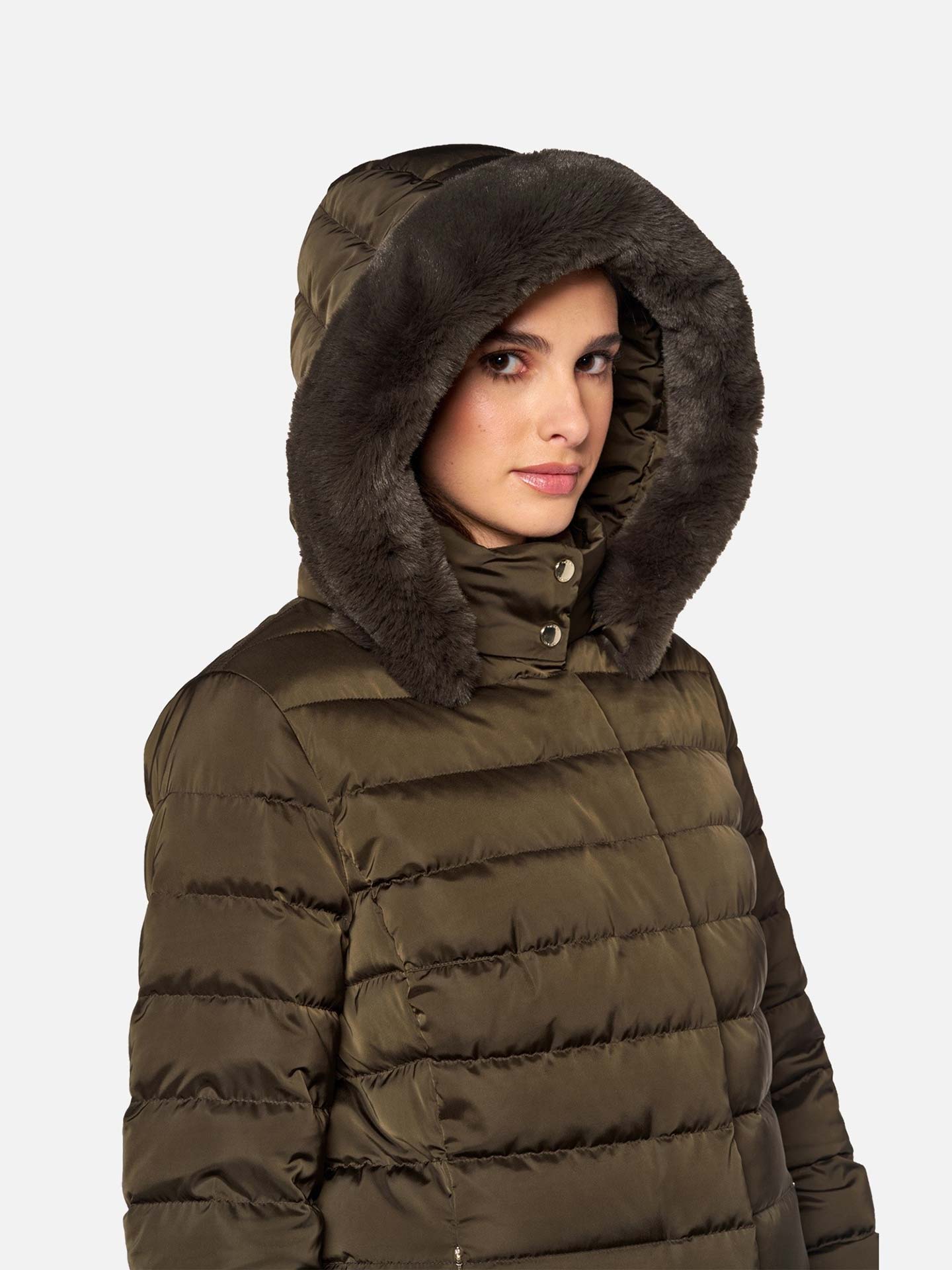 Parka Acolchoada com Capuz