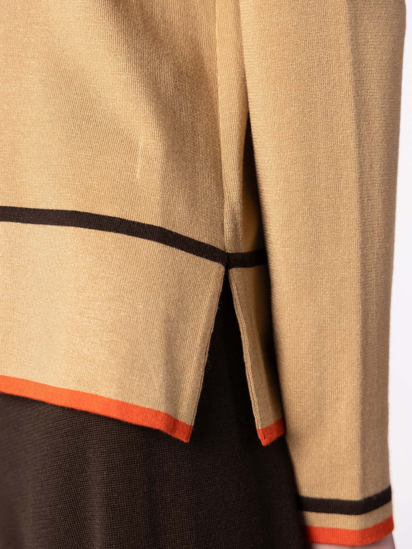 Camisola de Malha de Gola Alta com Riscas