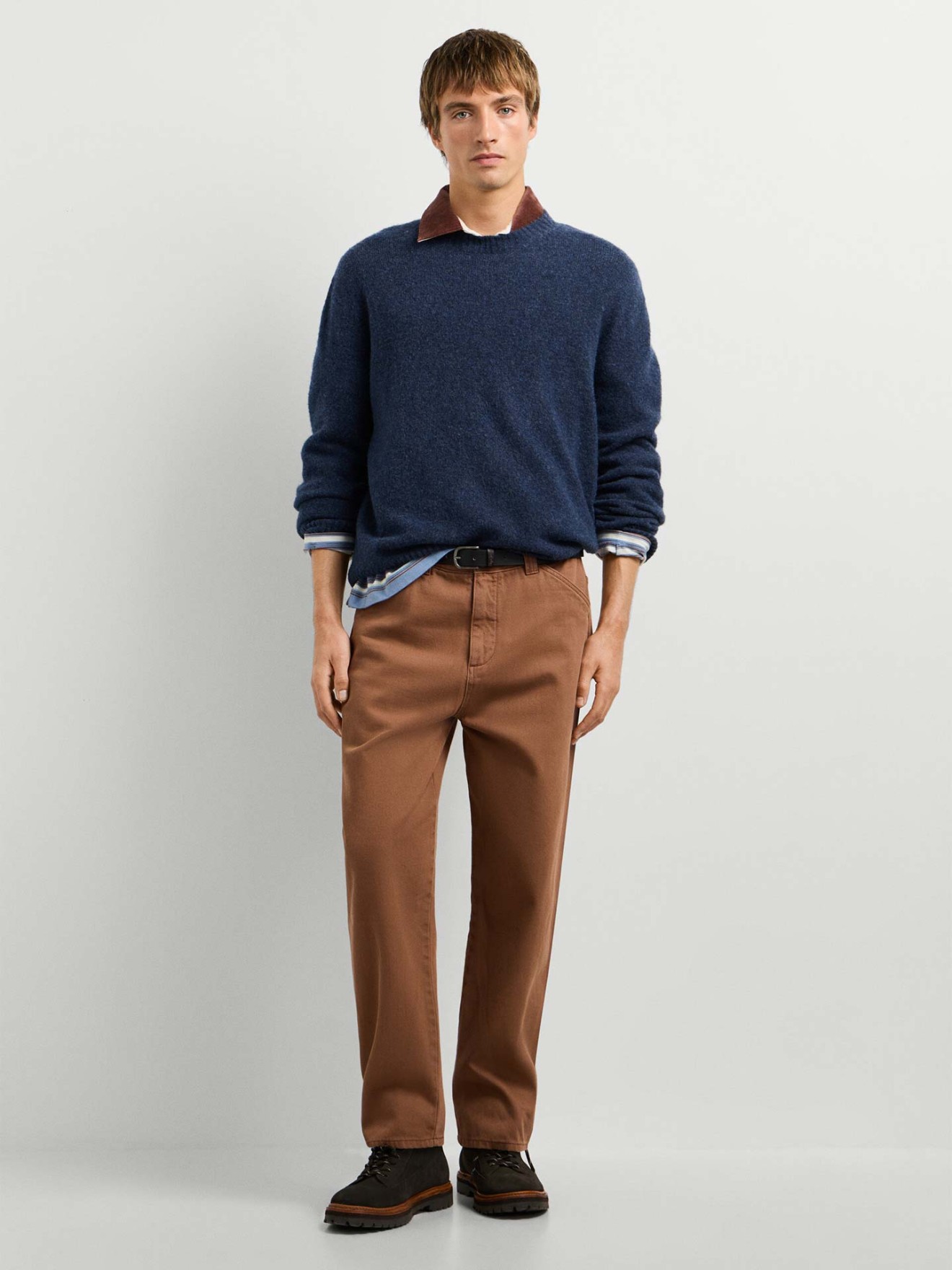 Camisola de Malha com Gola Redonda