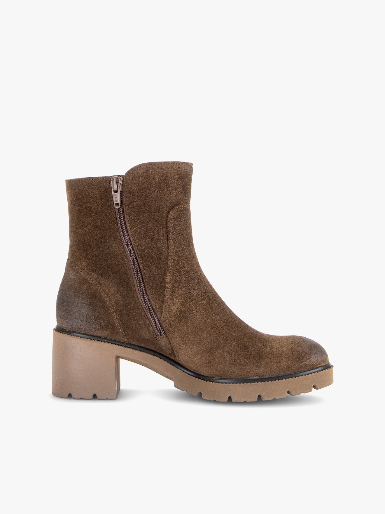 Botas de Cano Curto em Pele