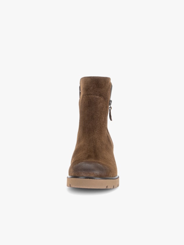 Botas de Cano Curto em Pele