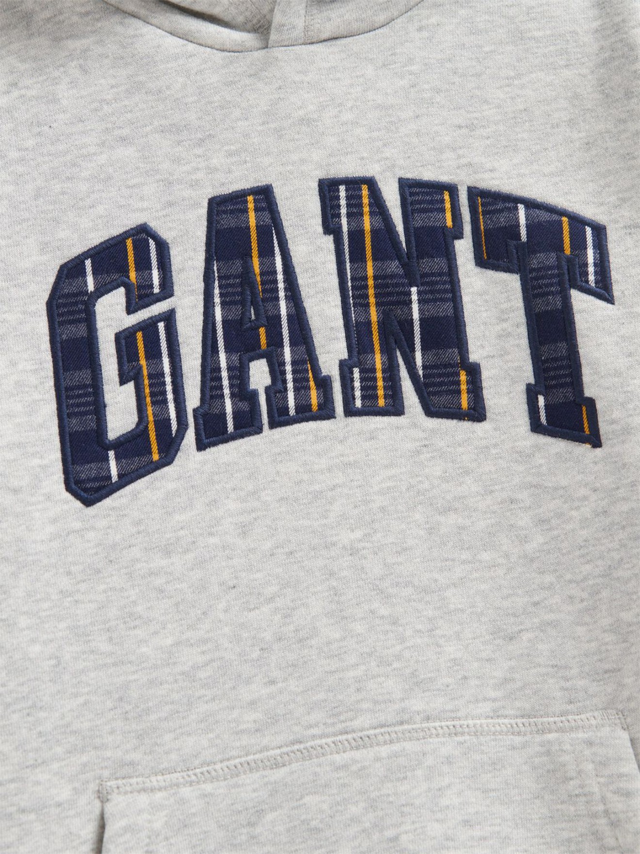 Sweatshirt com Capuz e Bolso Canguru