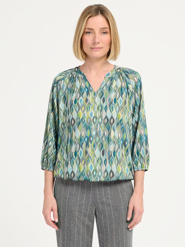 Blusa com Decote em V Mala