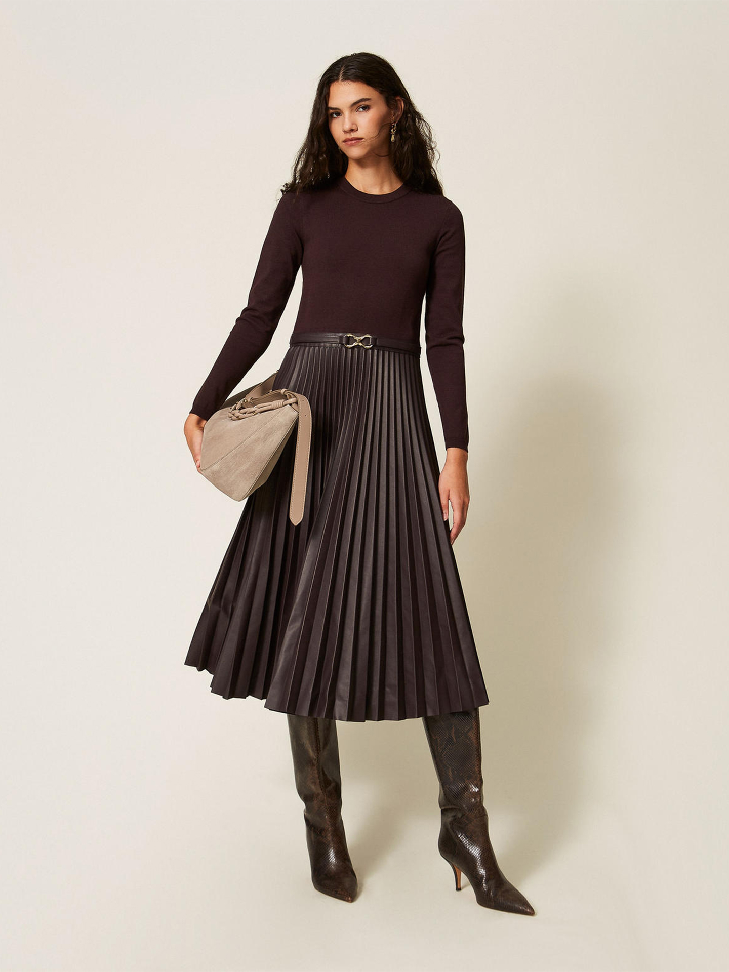 Vestido Comprido de Malha com Efeito Pele