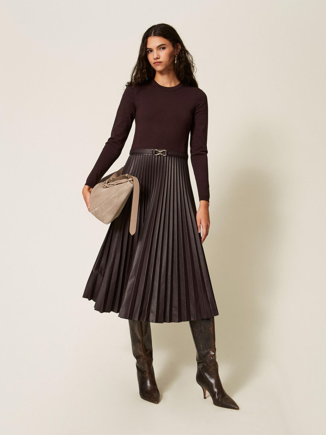 Vestido Comprido de Malha com Efeito Pele