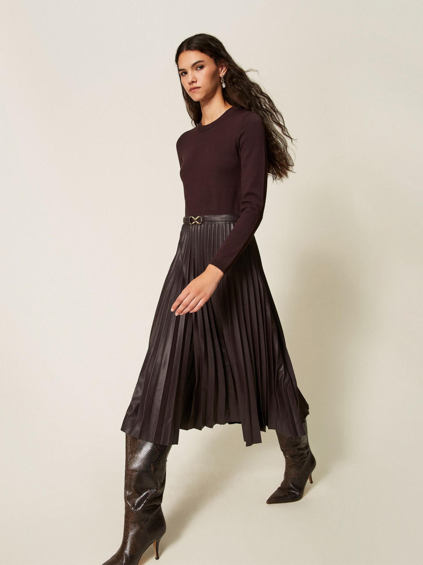 Vestido Comprido de Malha com Efeito Pele