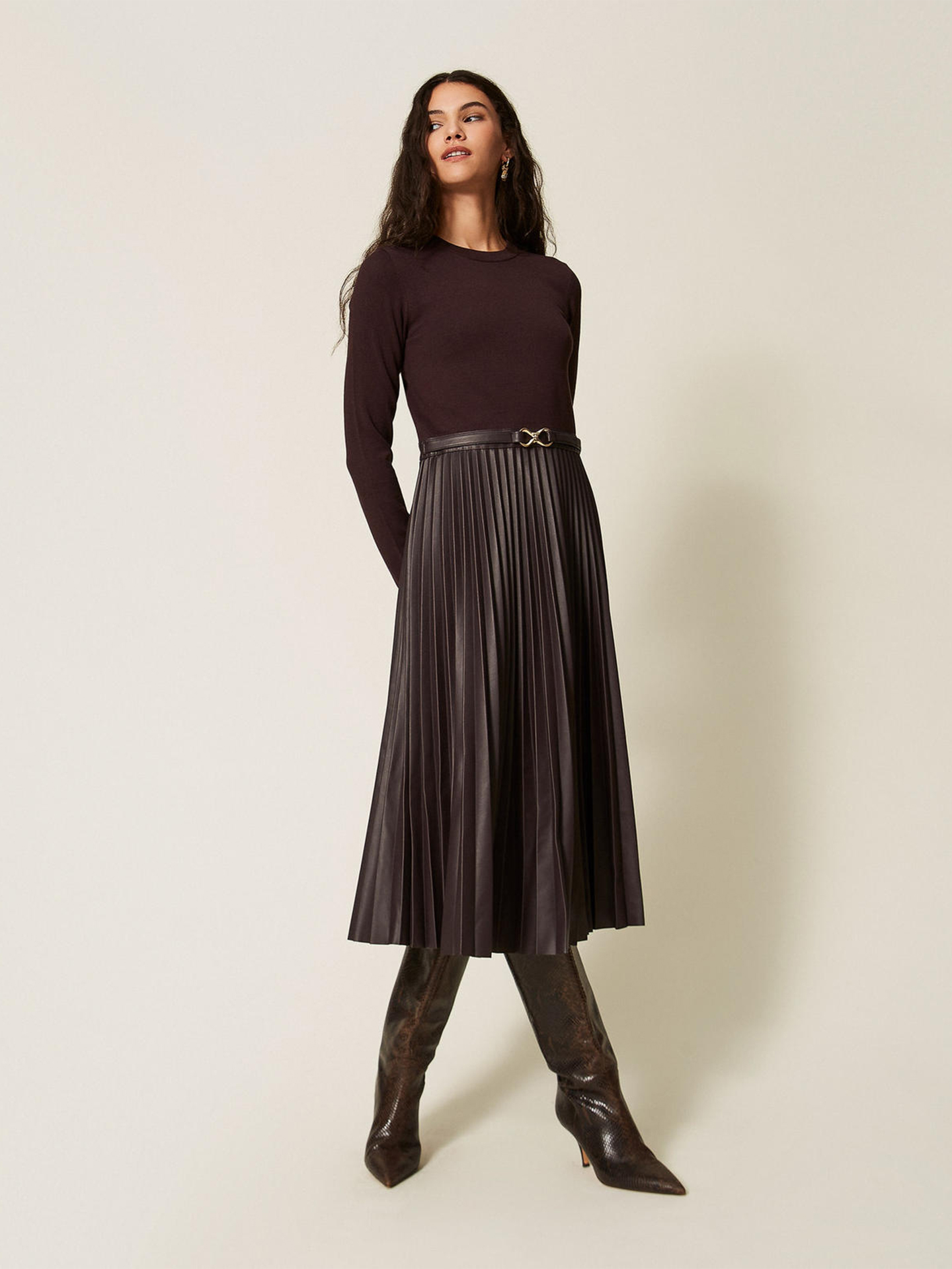 Vestido Comprido de Malha com Efeito Pele