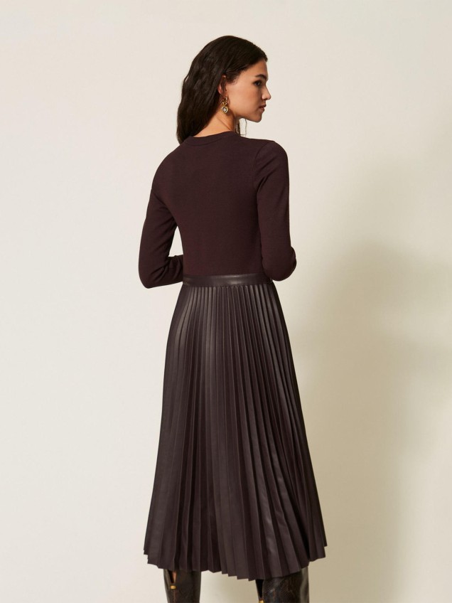 Vestido Comprido de Malha com Efeito Pele