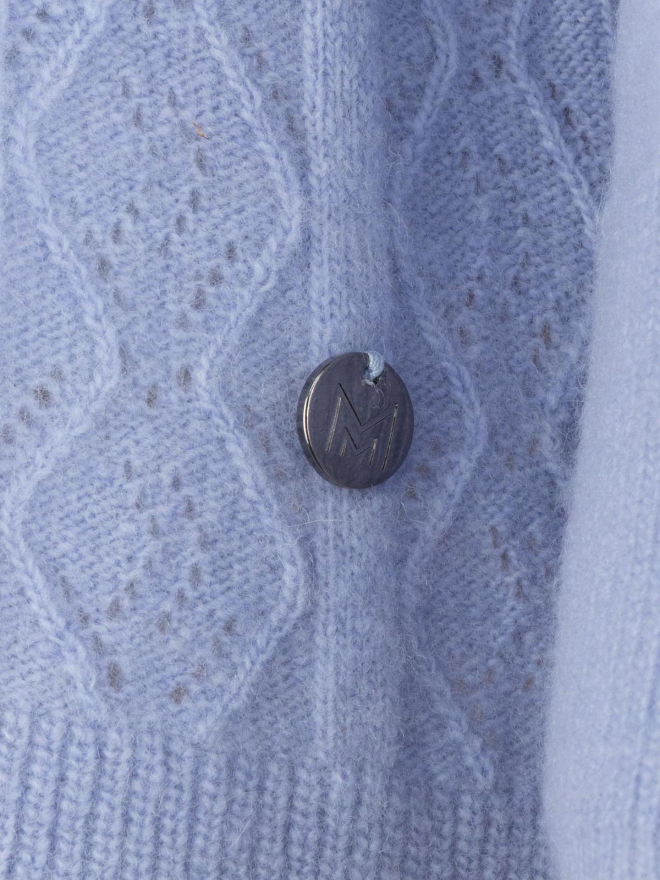 Polo de Malha com Decote em V