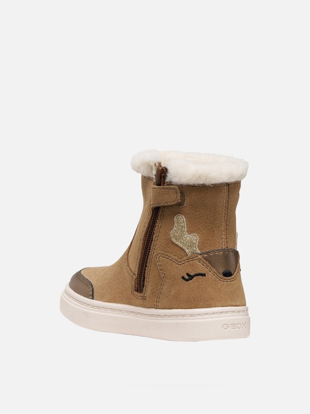 Botins Nashik com pelo