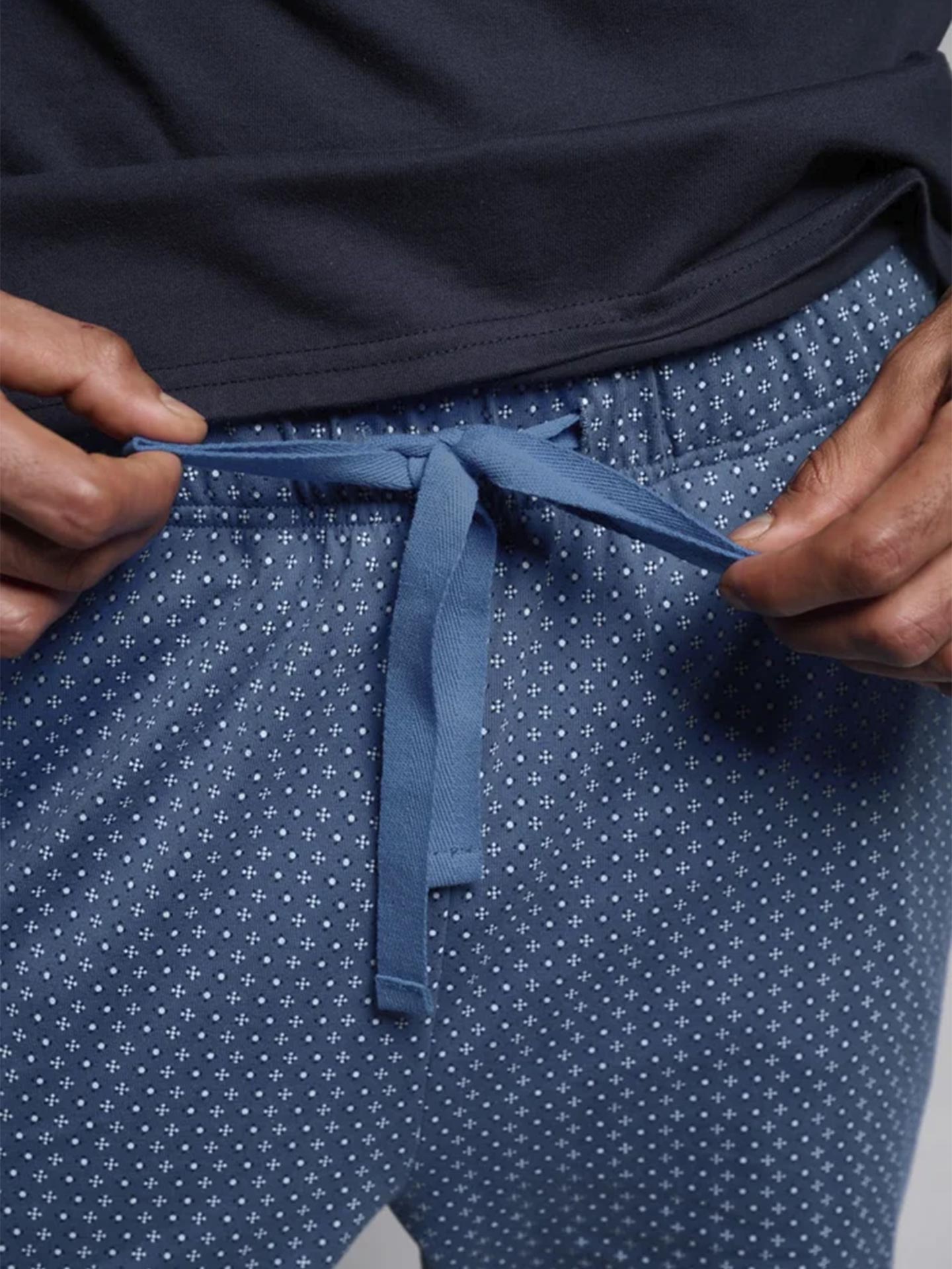 Pijama Comprido com Gola Henley