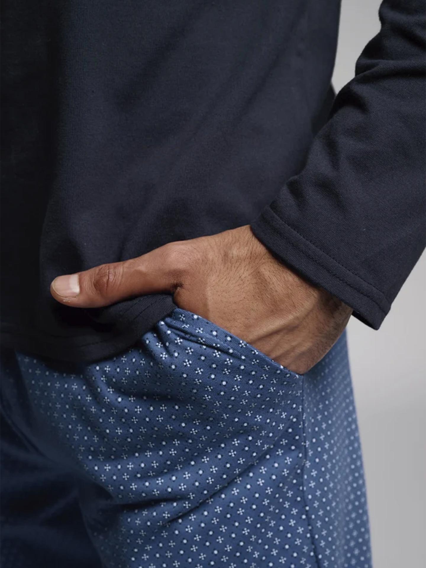 Pijama Comprido com Gola Henley