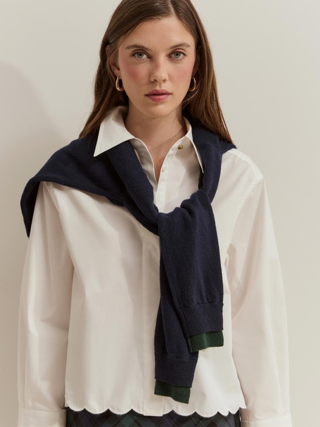 Camisa Curta com Ondas